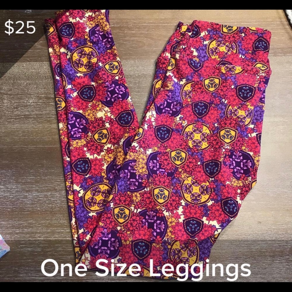 NWT os LULAROE LEGGINGS